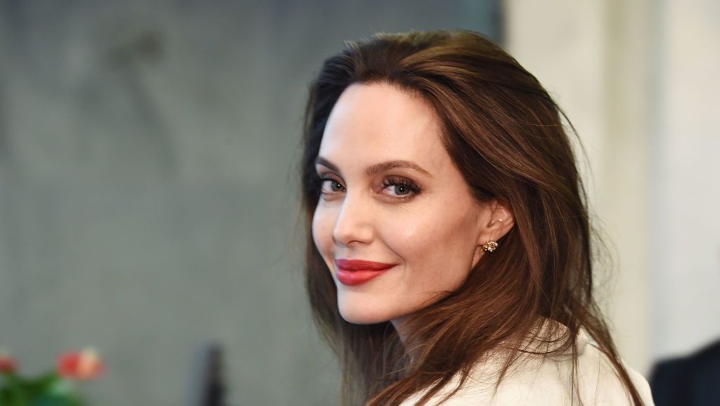 Angelina Jolie 'launching clothing and jewellery brand Atelier Jolie' ｜  BANG Showbiz English