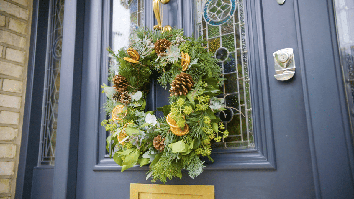 preview for How To Make A Christmas Wreath