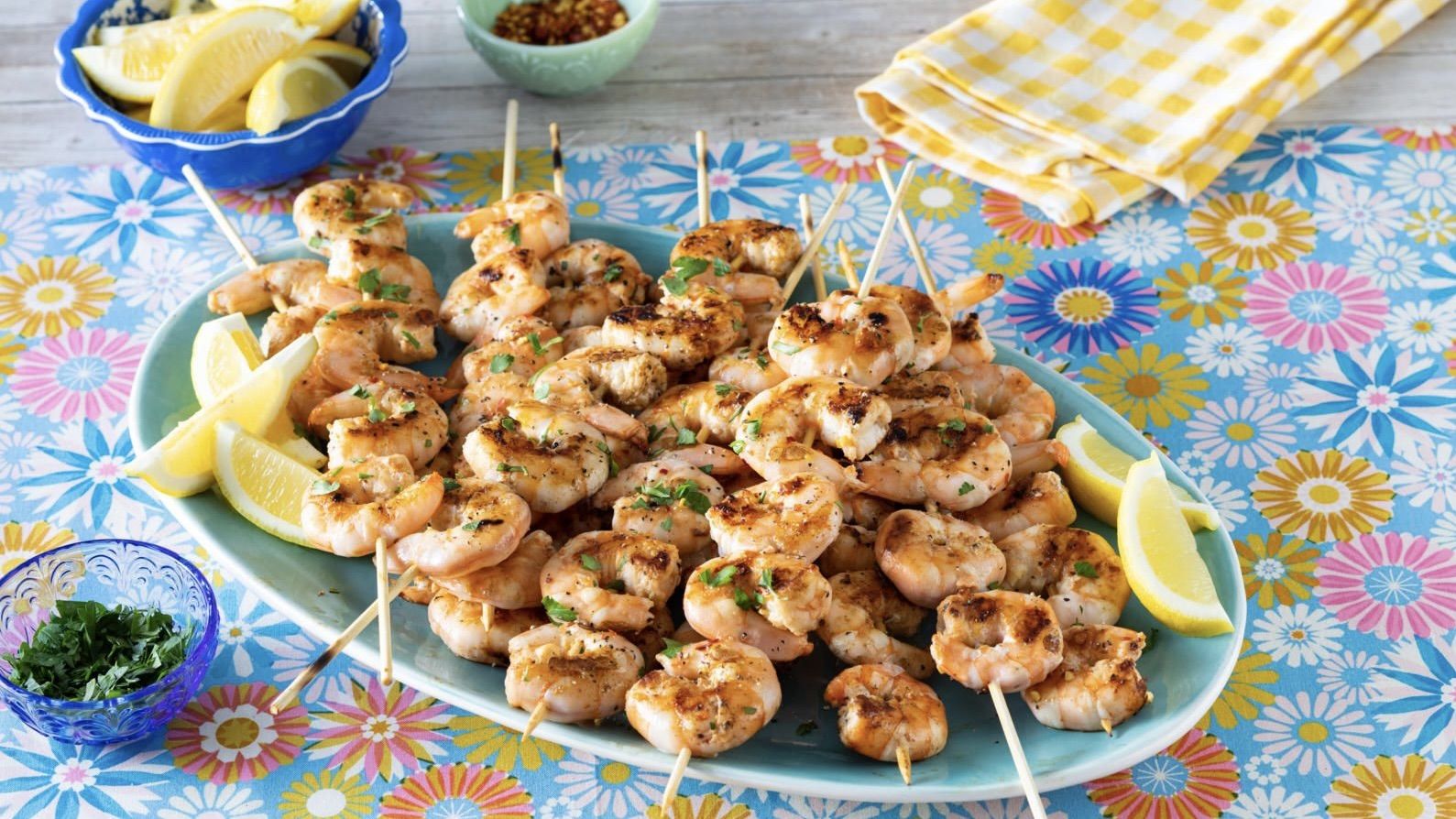 Juicy Grilled Shrimp (How to Grill Shrimp) - Fit Foodie Finds