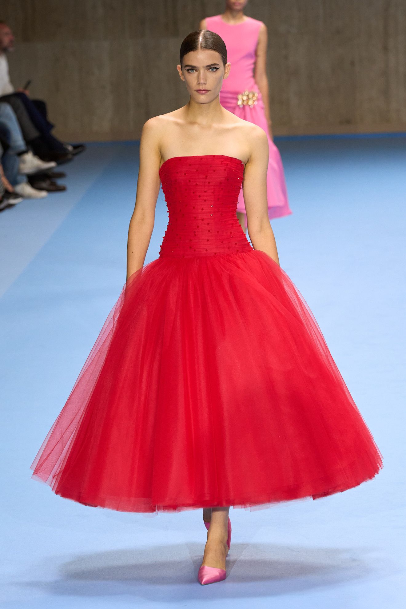 5 Tendencias De Moda Belleza Y Lifestyle Que Vienen En 2025 Y 5 Que Se Van Herrera S25 041 675b1950adde7