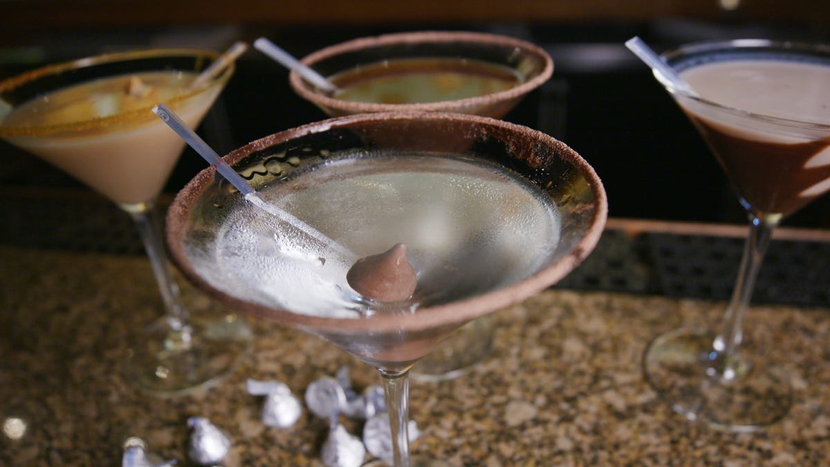 preview for Watch These World-Famous Chocolate Martinis Come Together