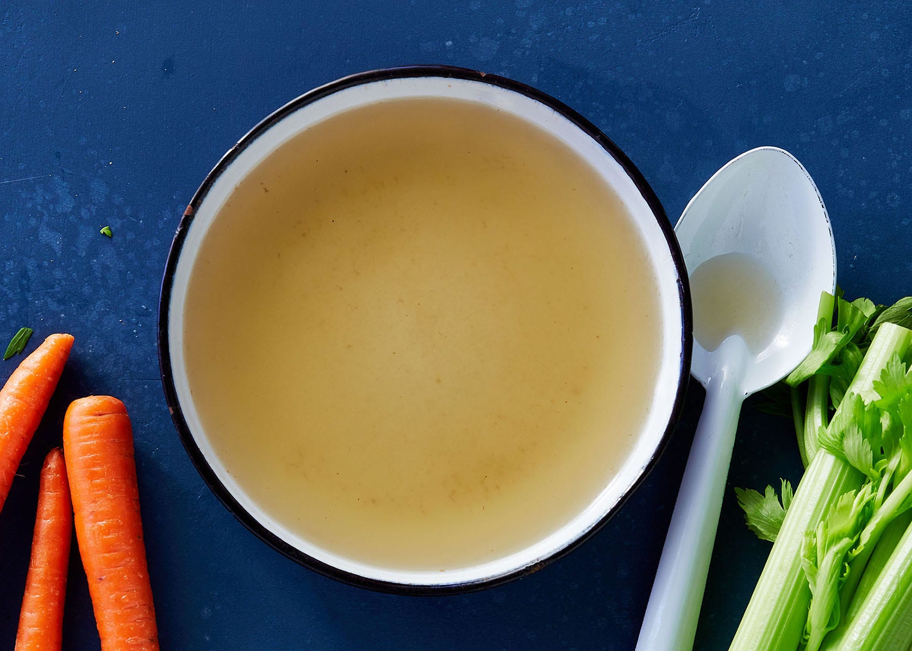 Homemade Chicken Broth Is The Secret To Making Every Bowl Of Soup Taste Better