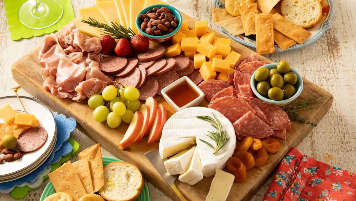 preview for How to Make a Charcuterie Board
