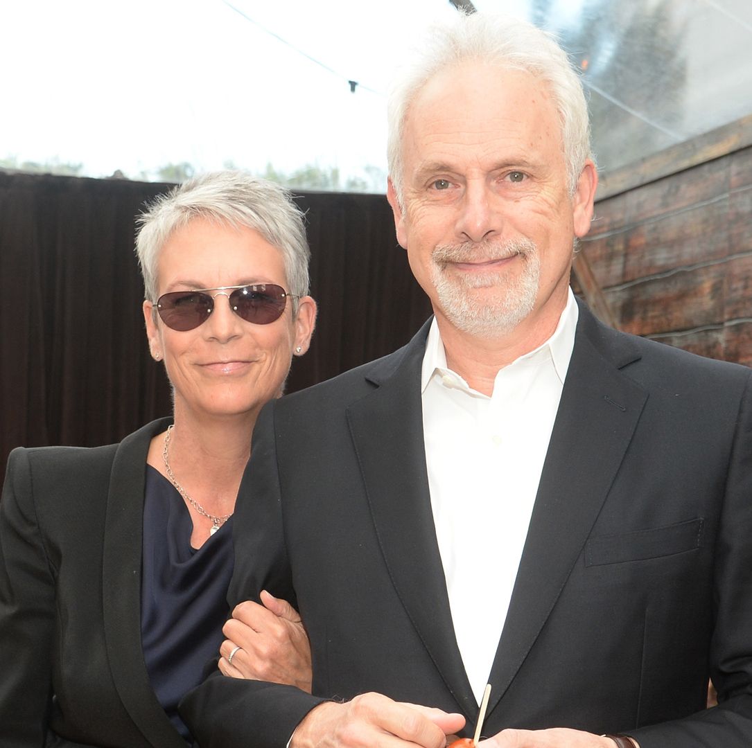 Jamie Lee Curtis Shares '70s Throwback From Teen Years on IG