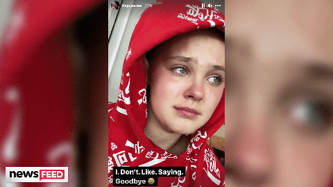 preview for Jojo Siwa SOBS On Camera Over Girlfriend Kylie!