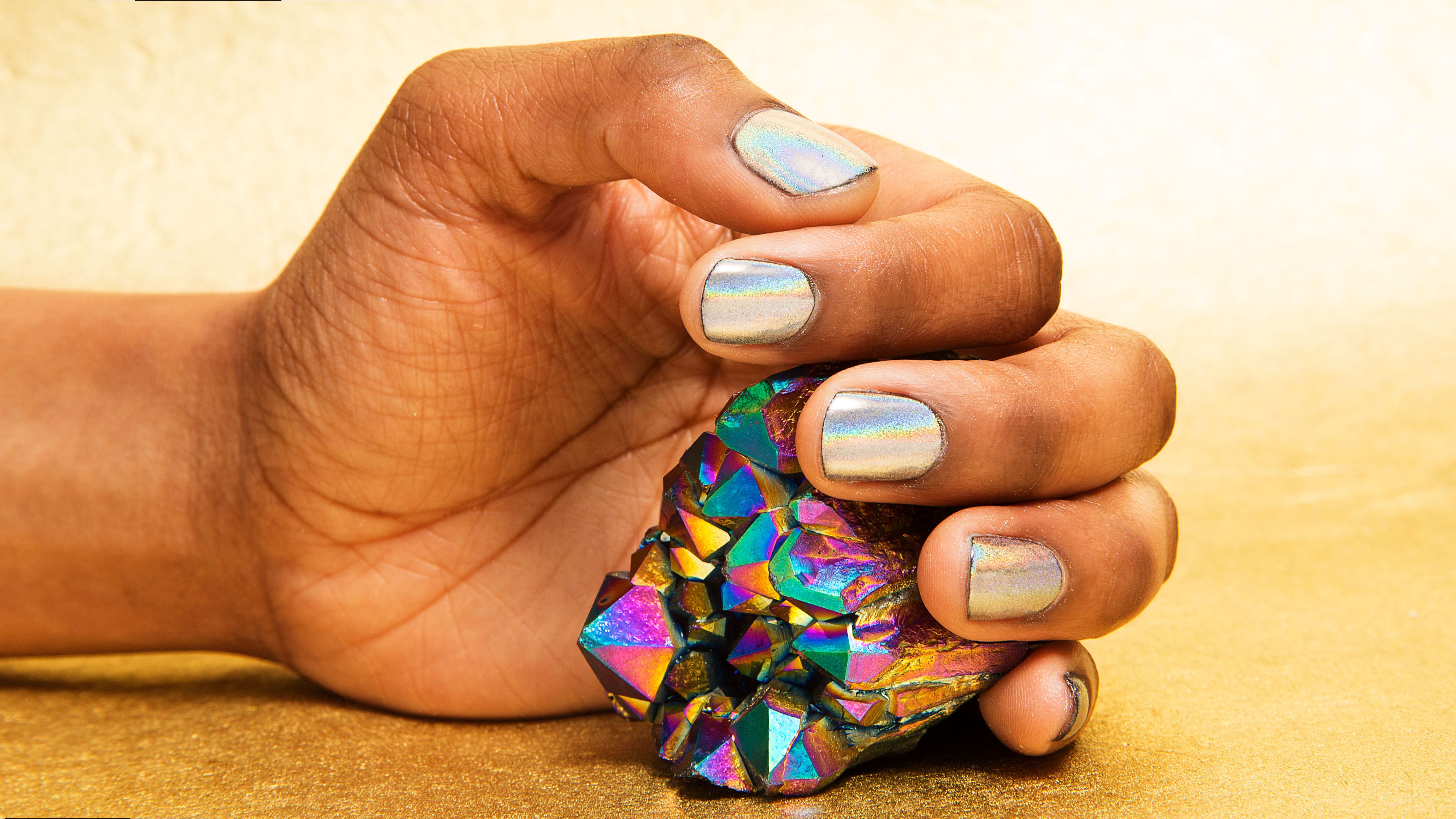 Sally Hansen Is Launching an At-Home Chrome Mani Kit That's Pure Magic Sally Hansen Is Launching an At-Home Chrome Mani Kit That's Pure Magic