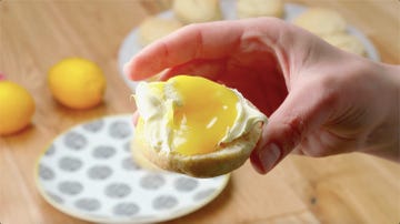 lemon drizzle scones with clotted cream and lemon curd