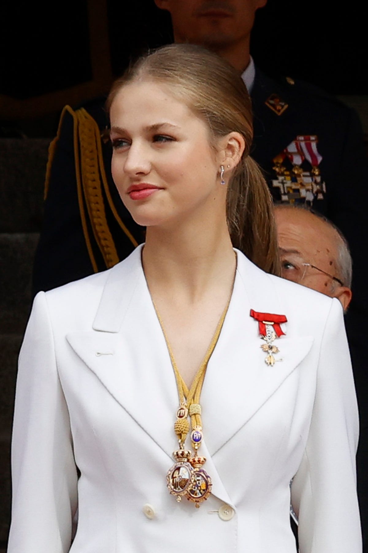 letizia y leonor, sus gestos en el palacio real