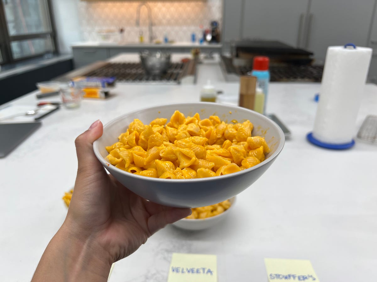 preview for Boxed Mac And Cheese Taste Test: Kraft, Velveeta, Stouffer's