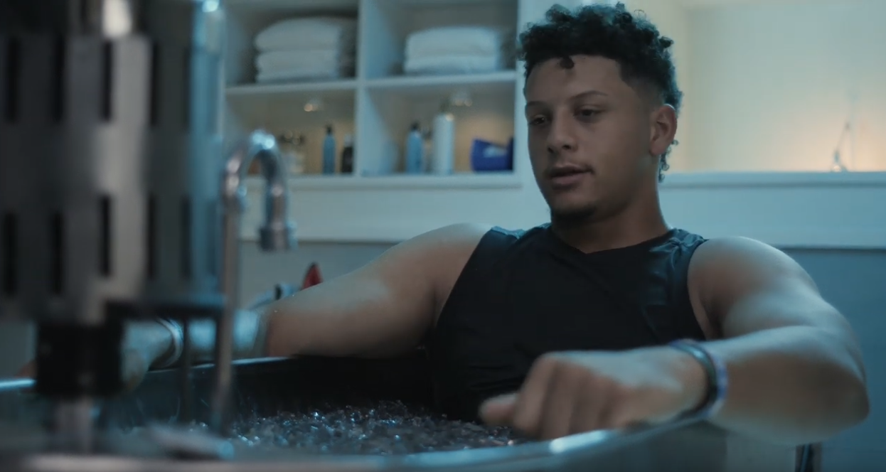 DIRECTV NFL Sunday Ticket TV Spot, 'Front Row' Featuring Patrick Mahomes 