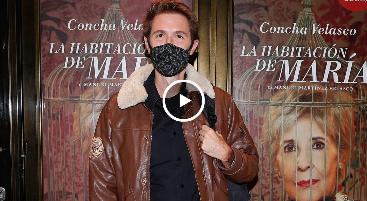 manuel velasco defiende el derecho de su madre concha velasco a seguir sobre los escenarios hasta que ella quiera