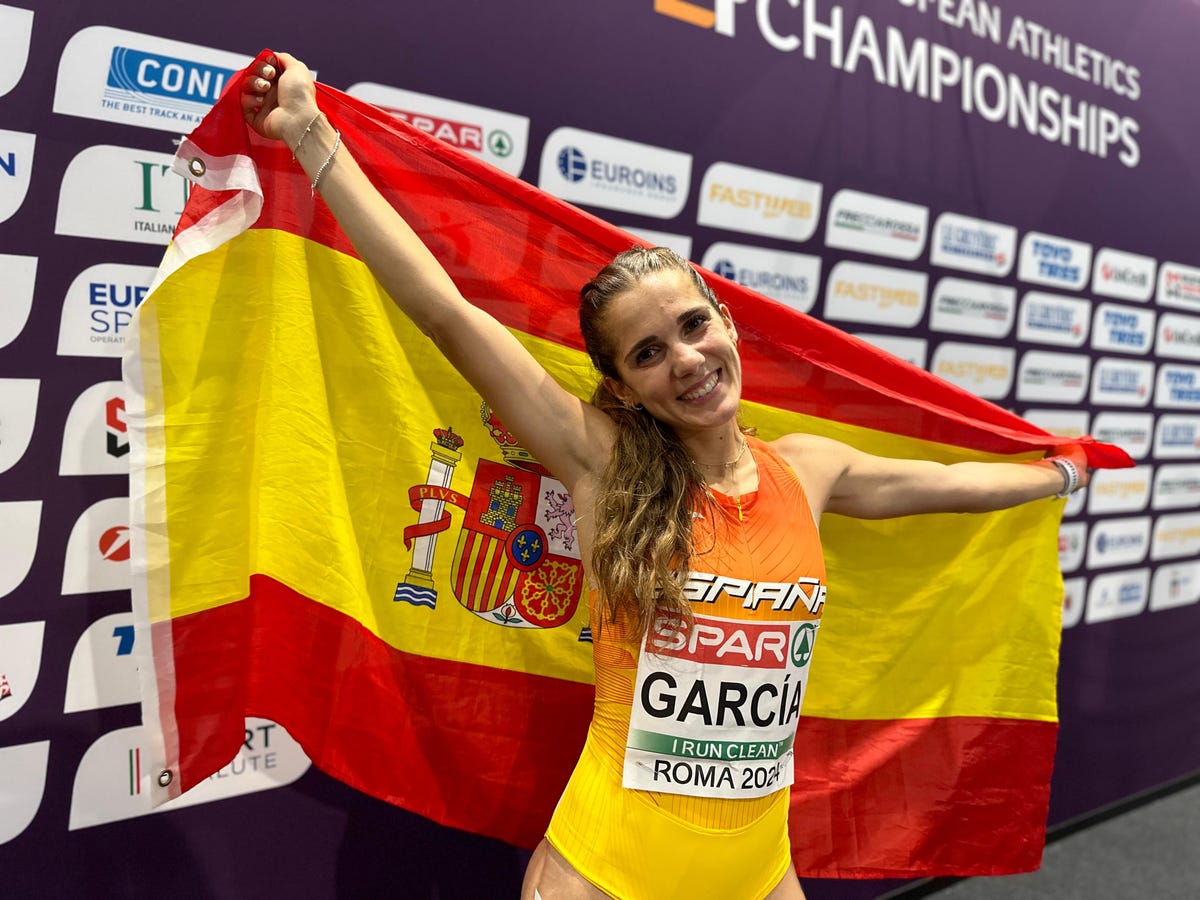 preview for Marta García, en zona mixta tras su bronce europeo y récord de España: "Me alegro de haberle echado cojones"