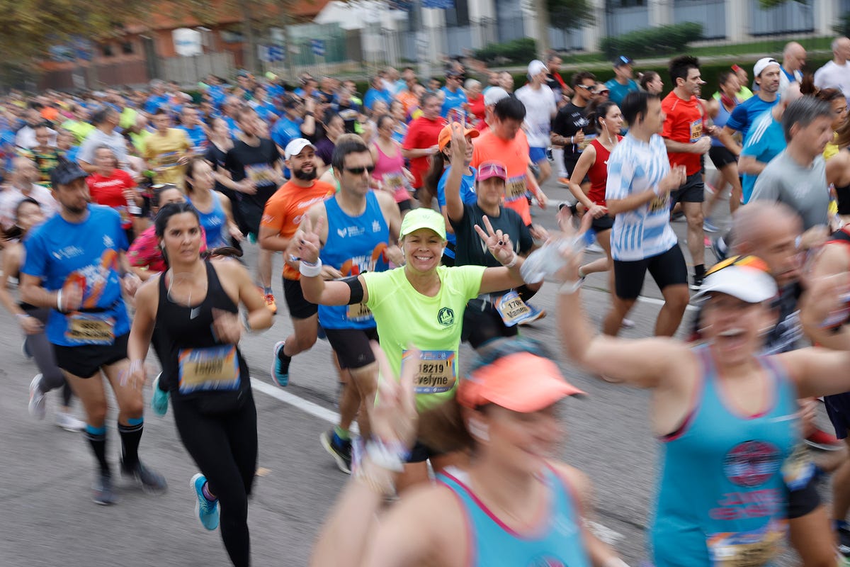 preview for Las mejores imágenes del Medio Maratón de Valencia 2022