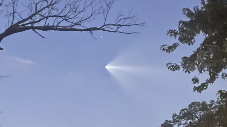 Bright light spotted over south-central Pennsylvania