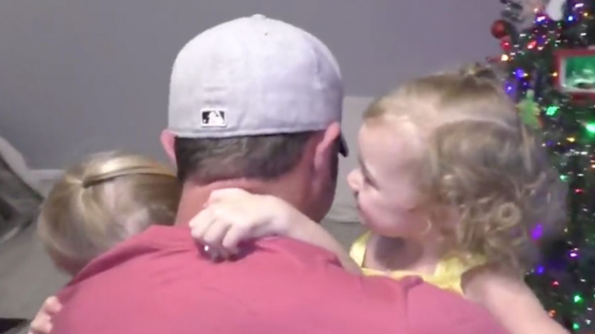 preview for This Military Dad Surprising Daughters Will Have You in Tears