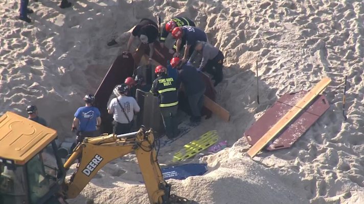 Scene: Fatal sand collapse in New Jersey