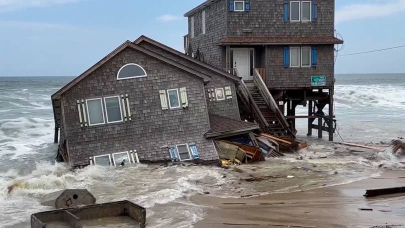 10 homes have collapsed into the Carolina surf. Their destruction 