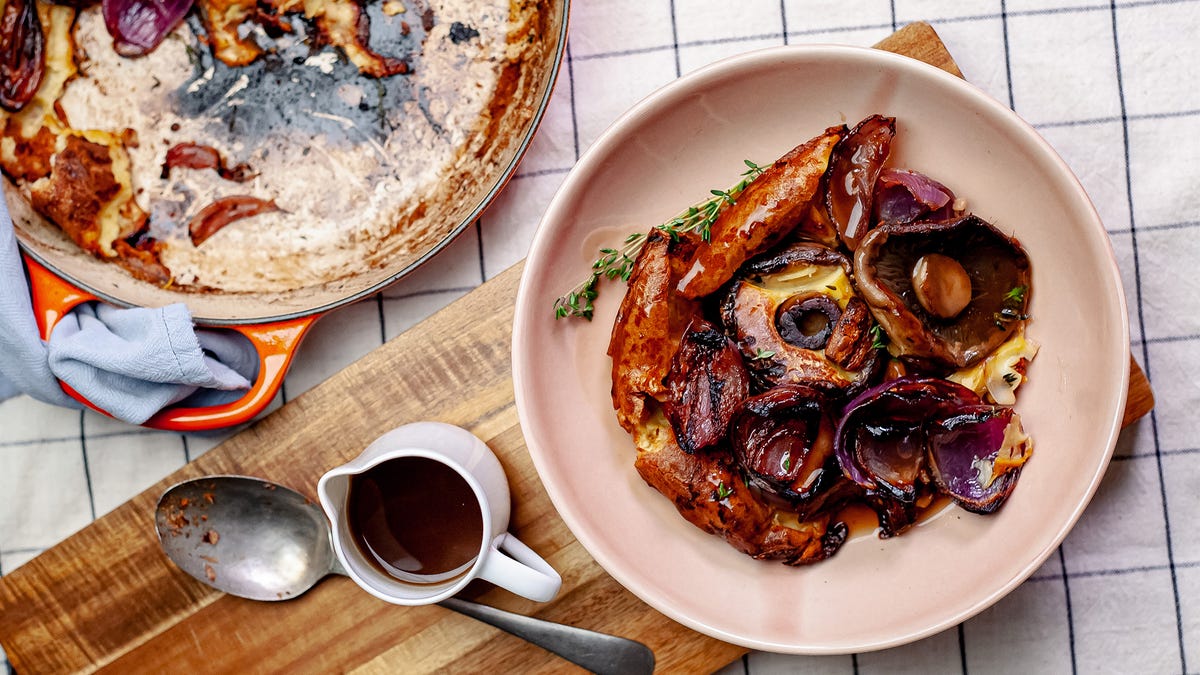 Video player poster image preview for Caramelised onion & Mushroom Toad In The Hole