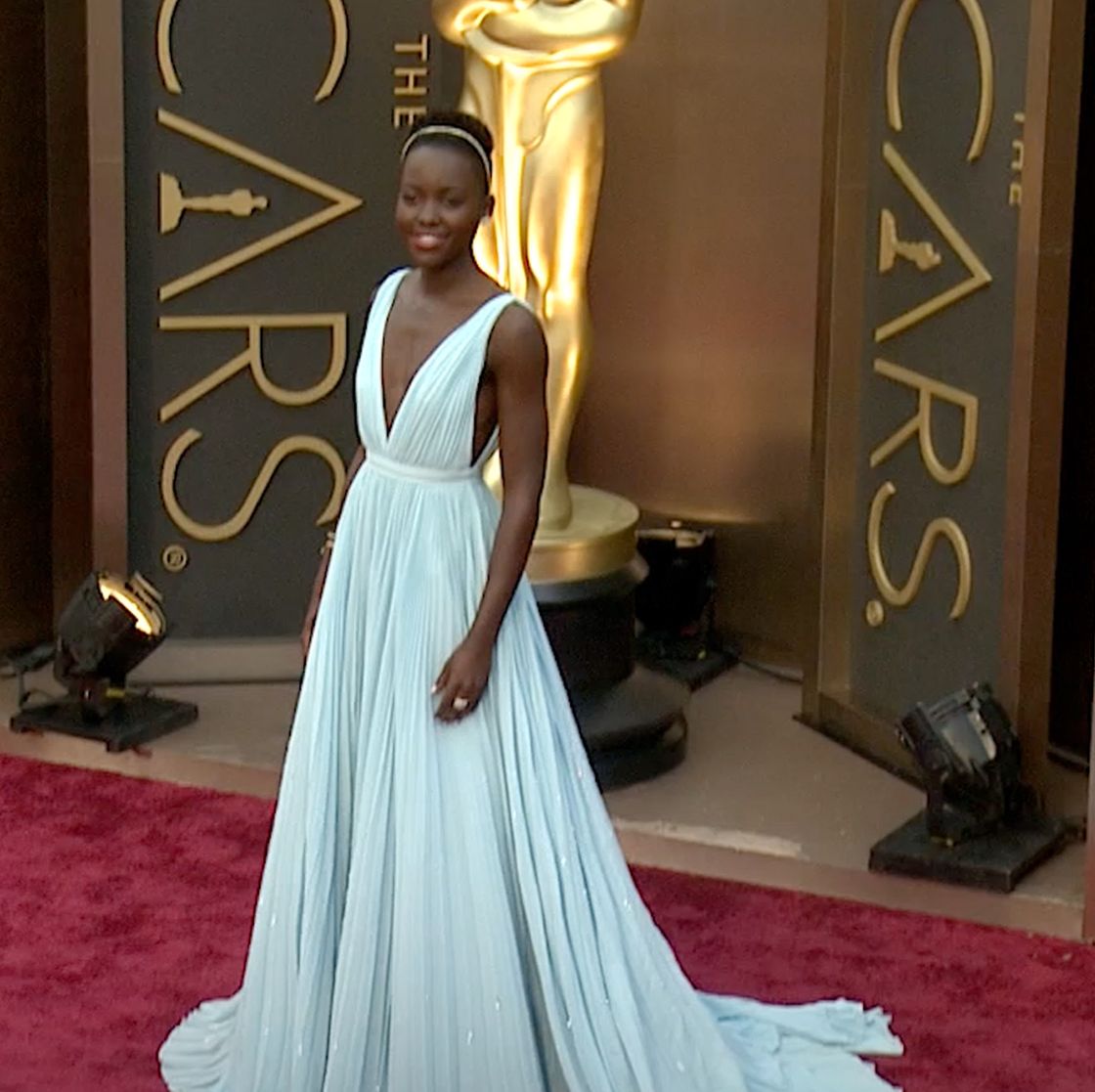 preview for Best Oscar Dresses Of All Time