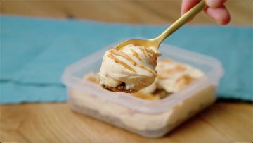 overnight weetabix with peanut butter, banana and coffee is like eating dessert for breakfast