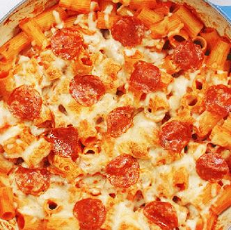 preview for Pepperoni pizza pasta bake