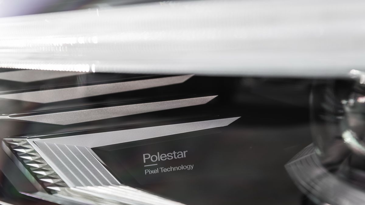 preview for Polestar presenta sus faros Pixel LED