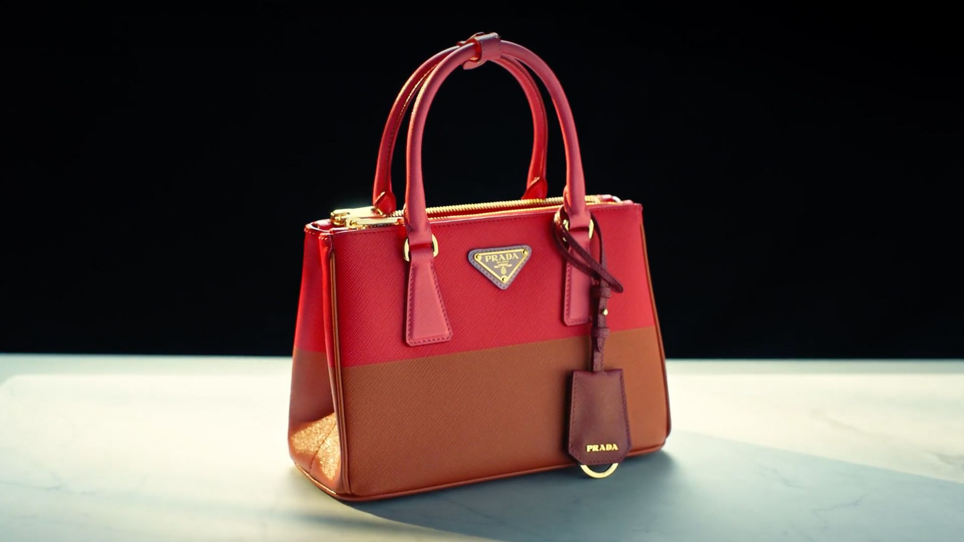 PRADA SAFFIANO GALLERIA SMALL RED BAG, Women's Fashion, Bags