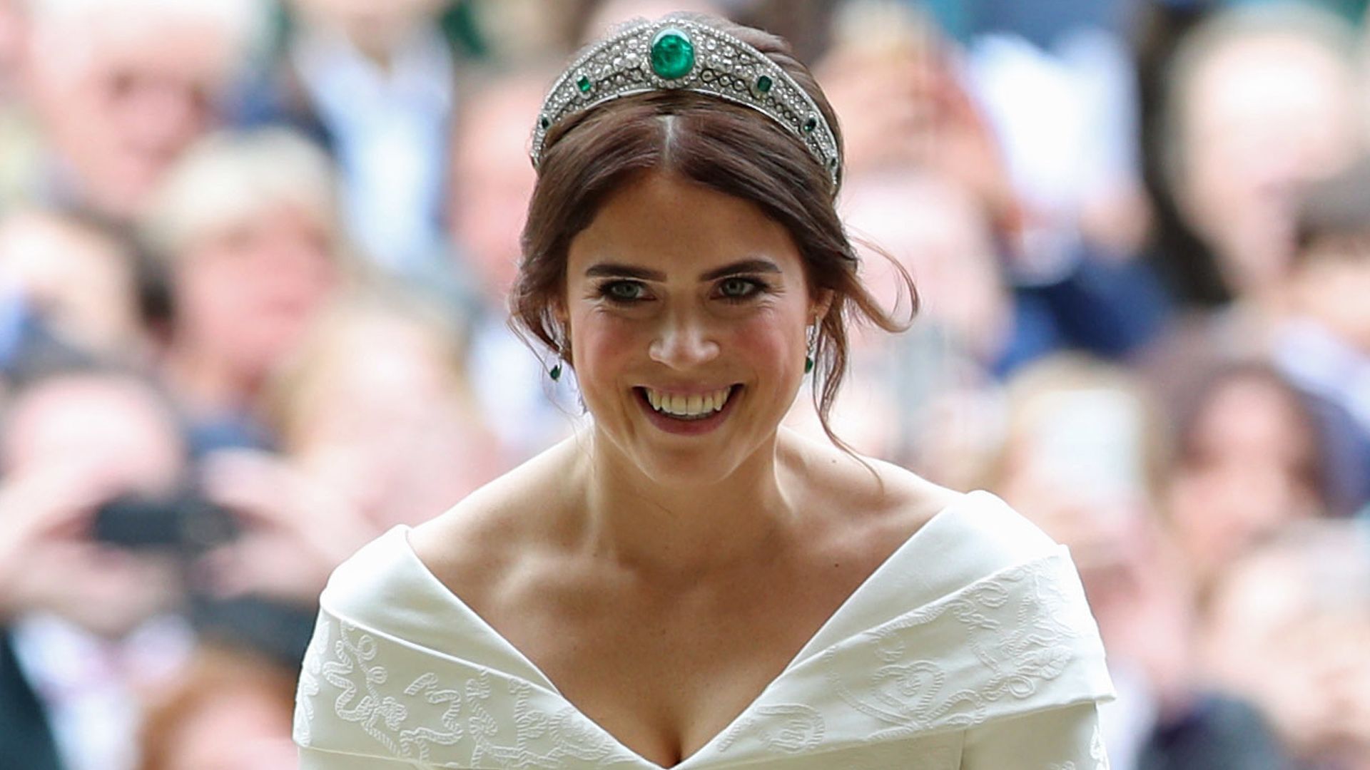 princess eugenie wedding earrings