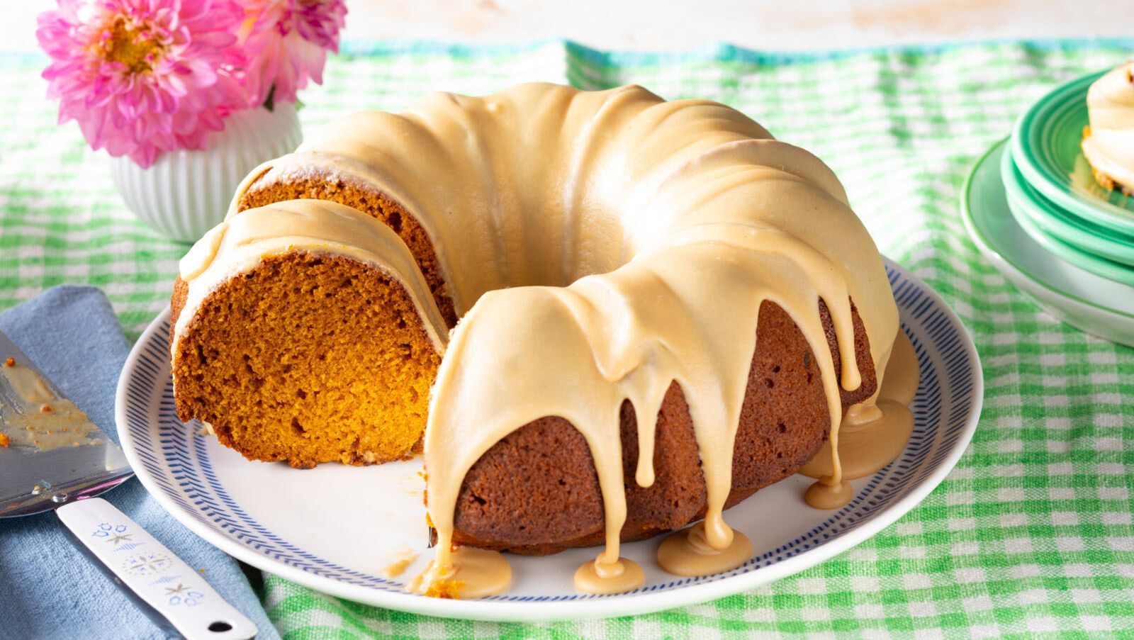 Pumpkin Bundt Cake with Cream Cheese Frosting Recipe - Home. Made. Interest.