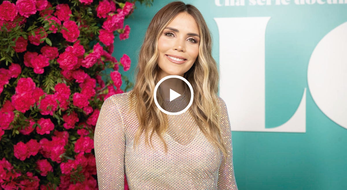 la mujer de david bisbal, rosanna zanetti, habla de sus hijos en el estreno del documental de lola flores