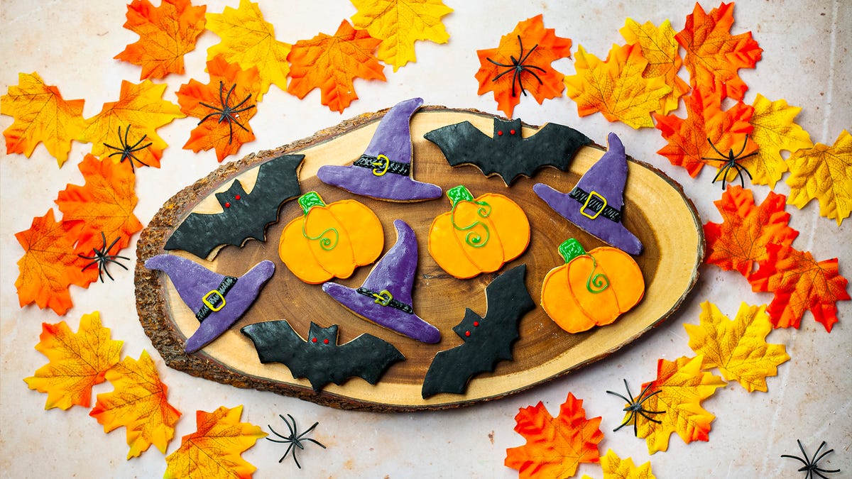 preview for Halloween Biscuits