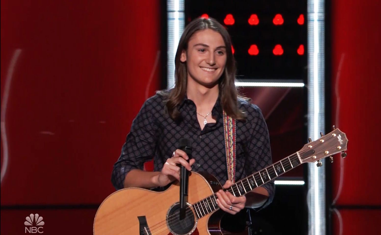 Santa Cruz singer shines on The Voice