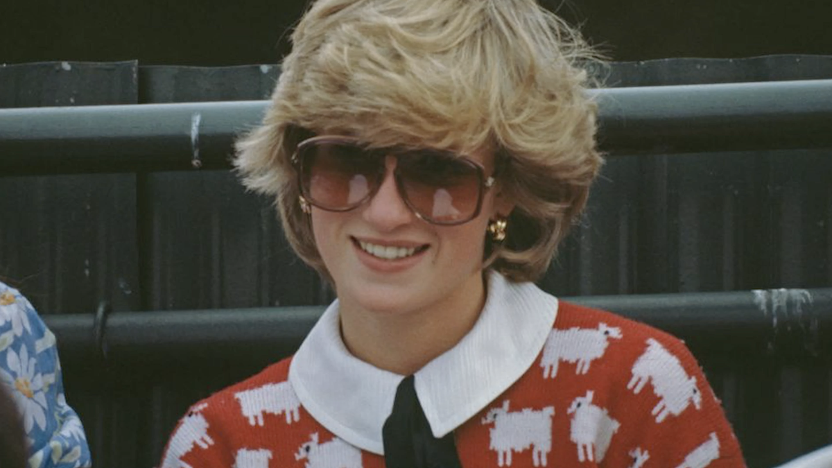 preview for 10 dettagli di stile per un look perfetto come Lady Diana