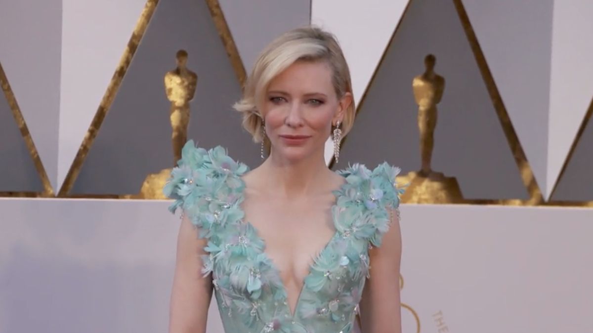 preview for Cate Blanchett wearing Armani Prive at the 2016 Oscars