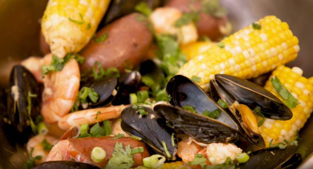 preview for This Creamy And Fresh Lemongrass Coconut Sauce Should Go On Everything