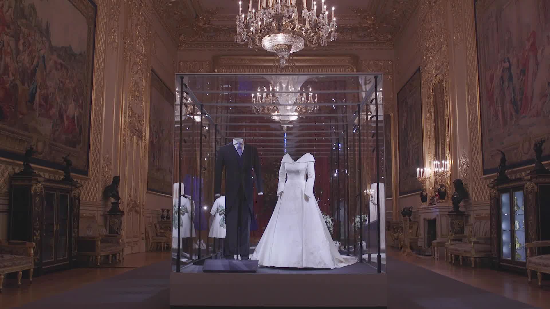 Princess eugenie wedding outlet dress display