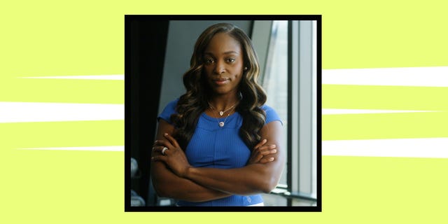 https://hips.hearstapps.com/vidthumb/images/stronglike-sloane-lead-6837a69519d14.jpg?crop=1xw:1xh;center,top&resize=640:*