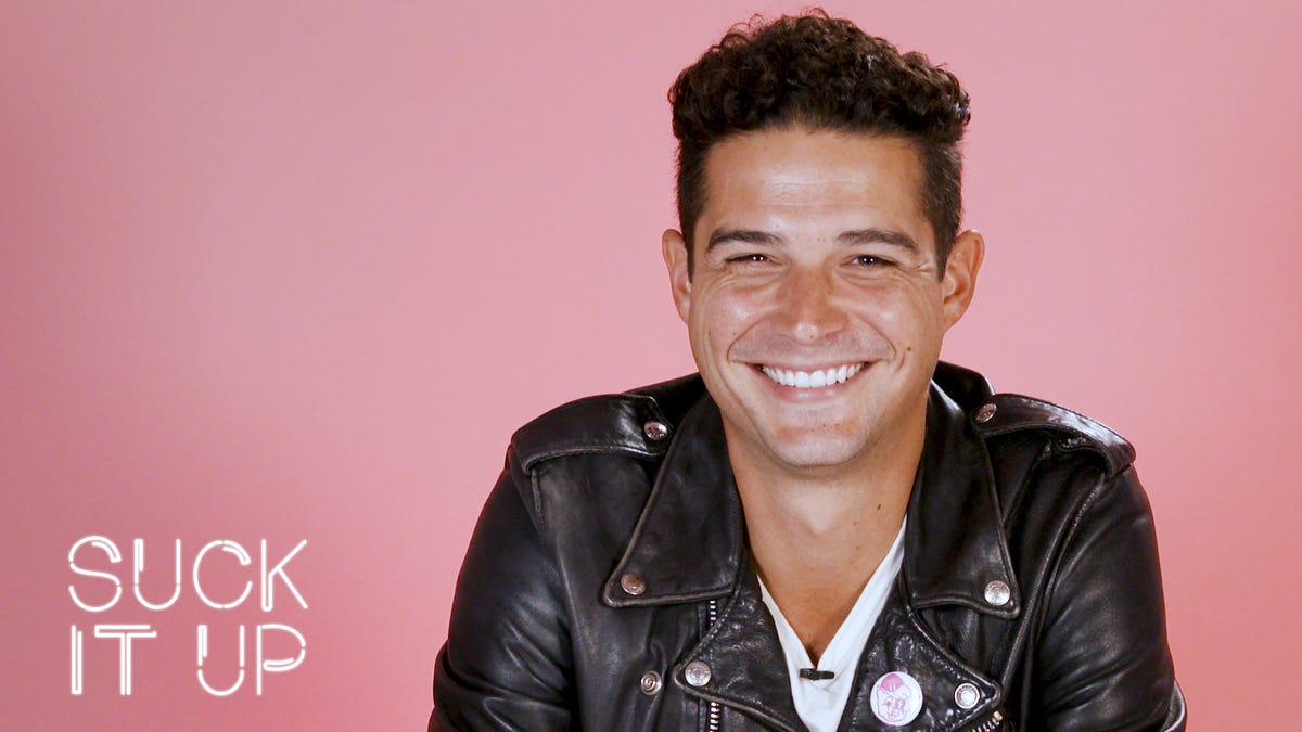preview for Bachelor’s Wells Adams Admits To Giving Terrible Dating Advice In This Sour Candy Challenge