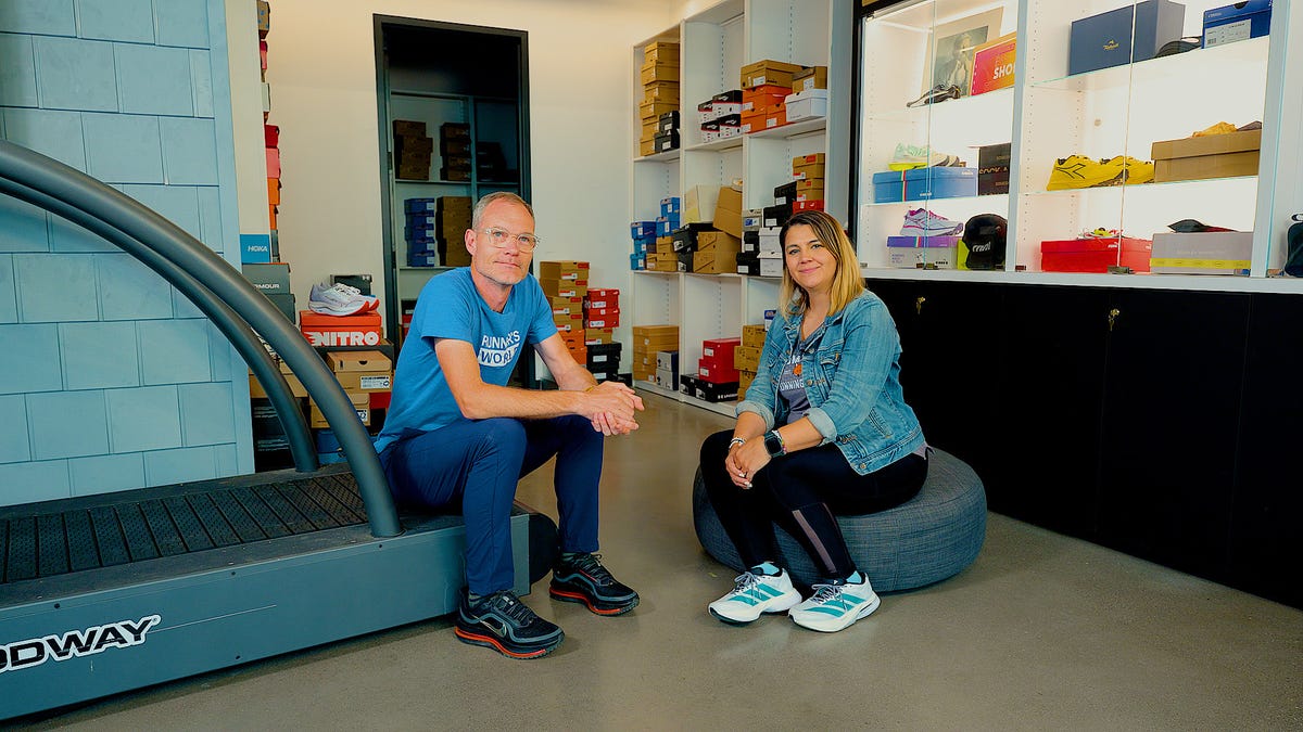 preview for How to Find Your Marathon Training Plan | The Amazing Runner’s World Show | Episode 64