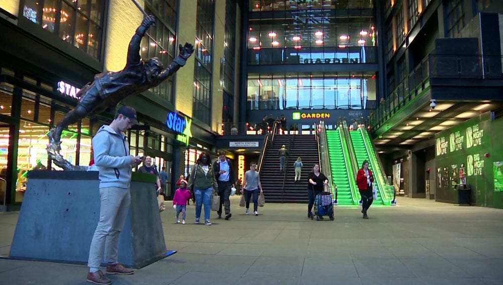 Boston S Newest Sports Bar Boasts Biggest Tv Screen In New England