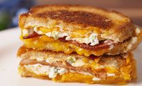 preview for Jalapeno Popper Grilled Cheese