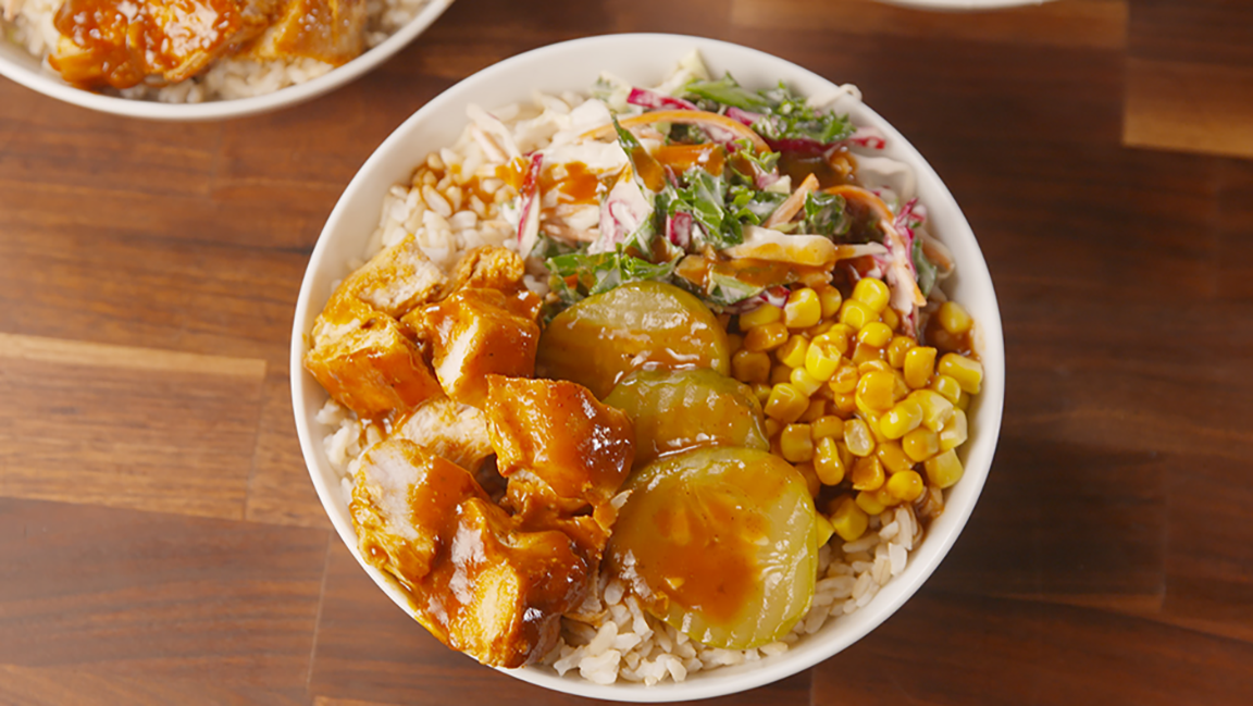 preview for BBQ Bowls Are The Healthy Summer Dinner Of Our Dreams