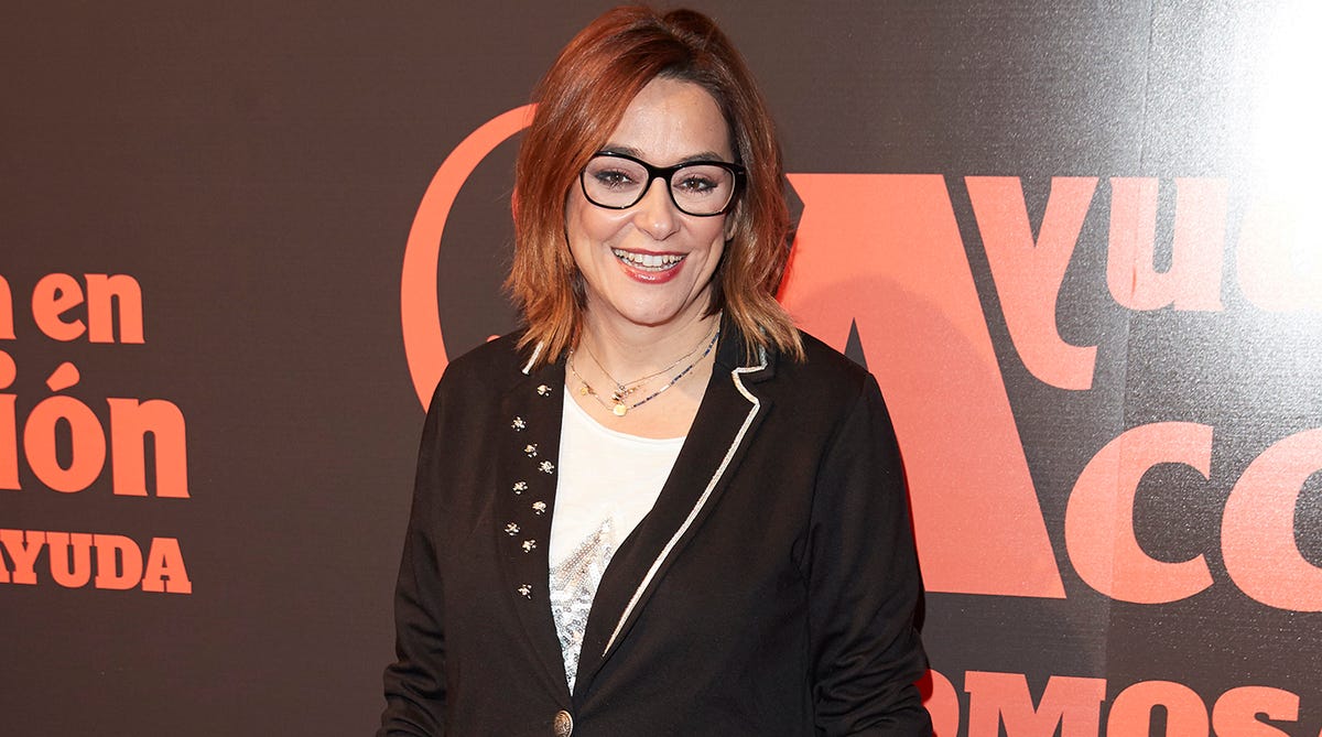la presentadora toñi moreno tiene una casa en sevilla con piscina y jardín