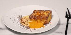torrija con crema inglesa de naranja, receta de la chef privada mar orozco