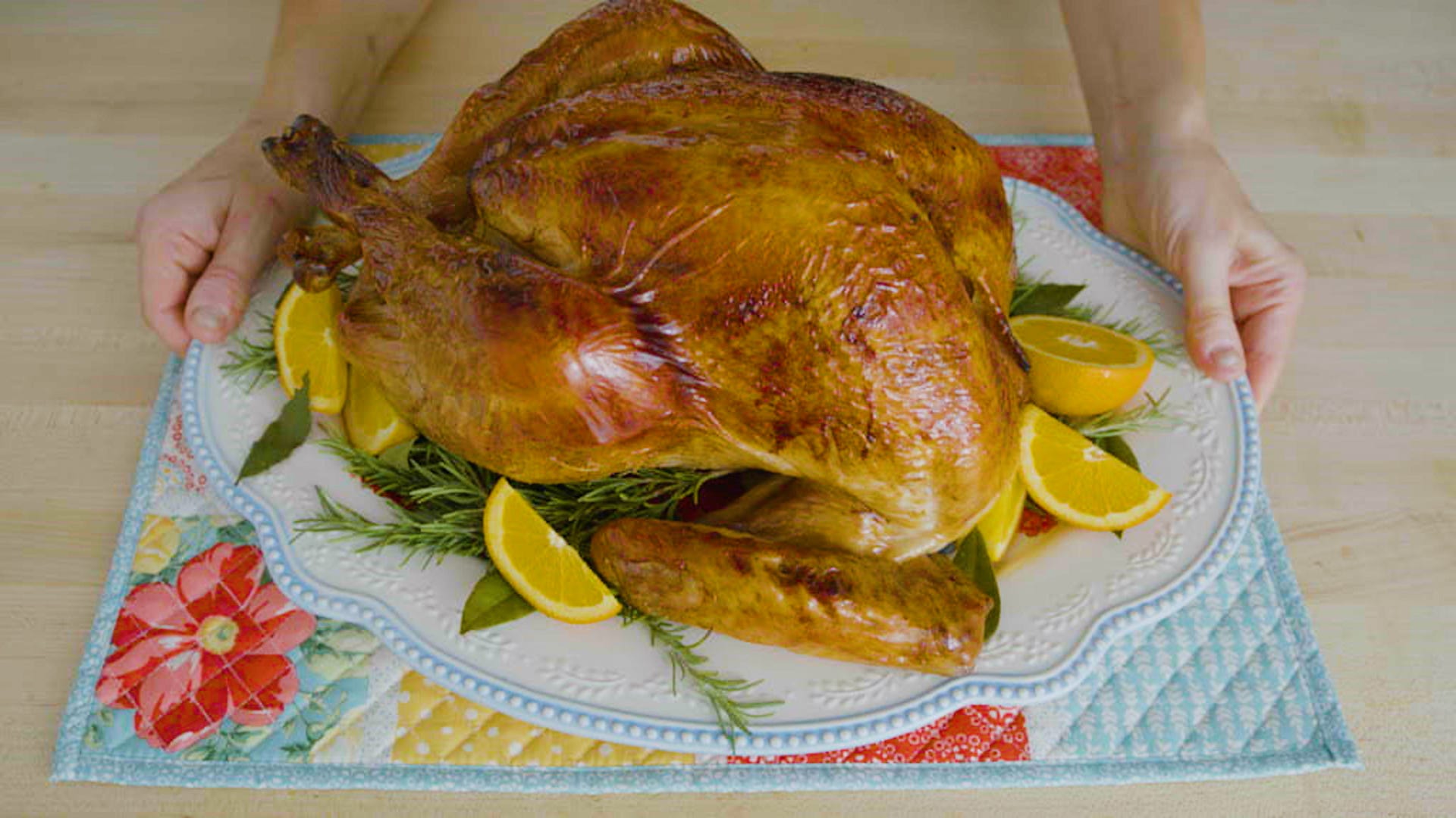 Best Turkey Brine Recipe - How to Make Turkey Brine from Scratch