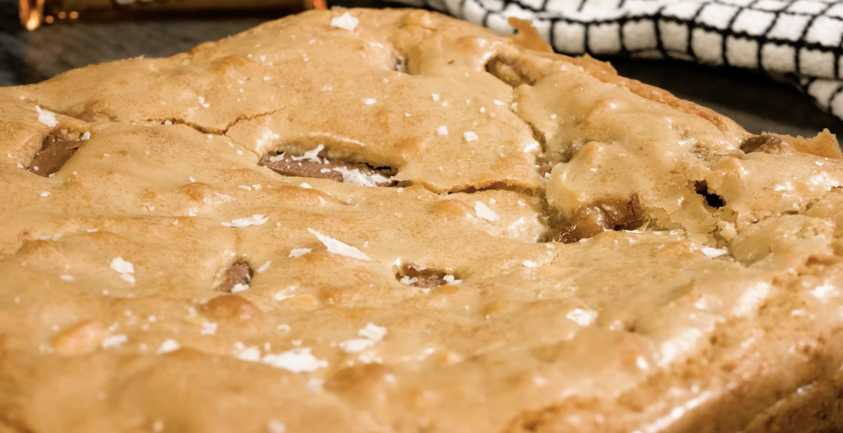preview for Twix Blondies