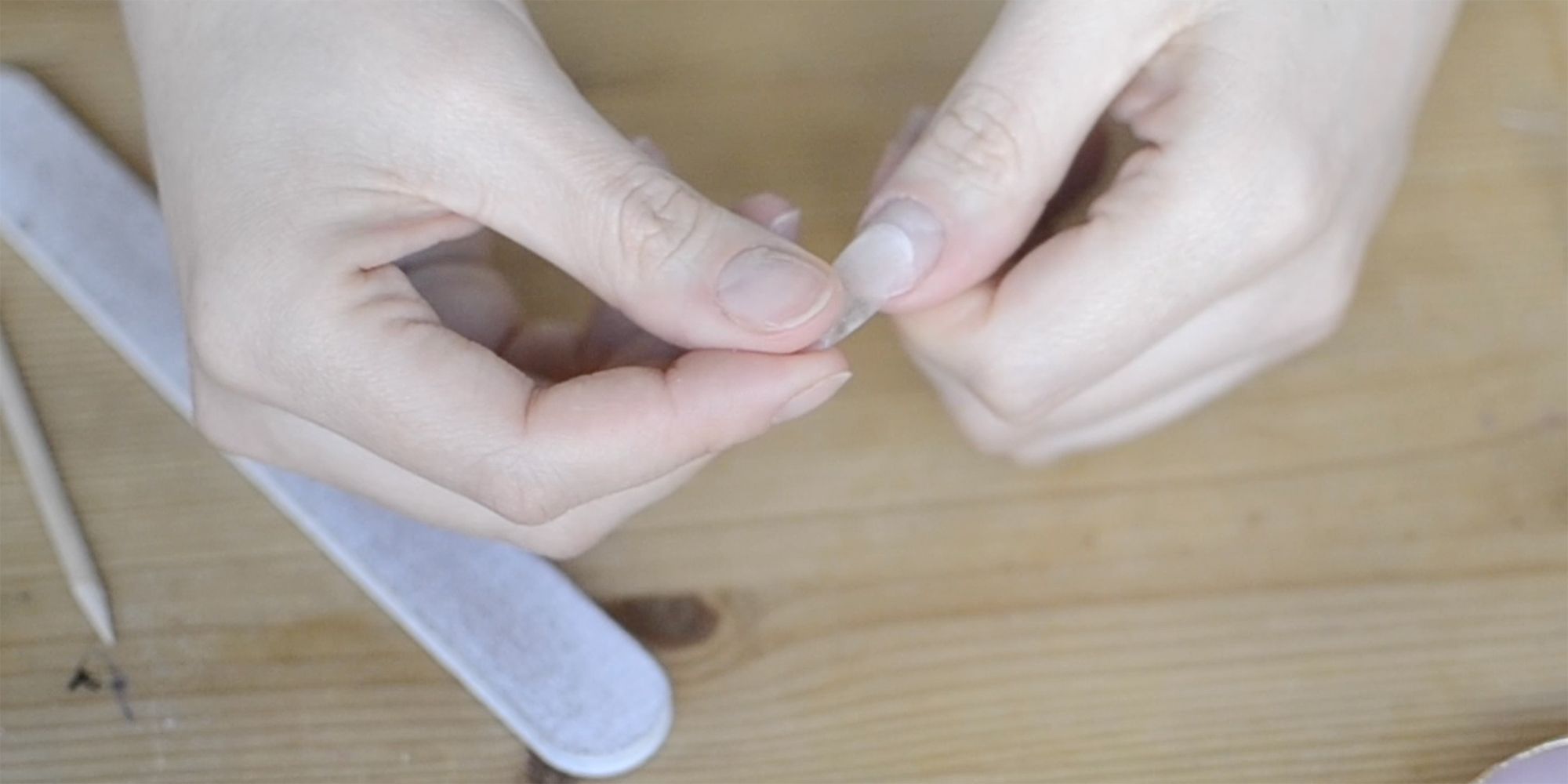 Cómo retirar la manicura de gel o semipermanente en casa sin dañar tus uñas  el tutorial de TikTok