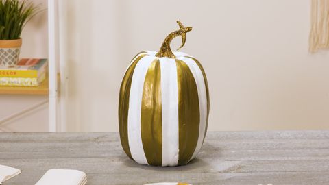 How To Paint A Pumpkin
