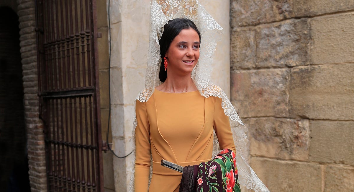Victoria Federica, hija Infanta Elena Jaime de Marichalar, hija infanta Elena, Victoria Federica debuta en su primer acto oficial, Victoria Federica deslumbra como madrina de honor de la XXXIV Exhibición de Enganches, Victoria Federica luce mantilla en su debut en solitario