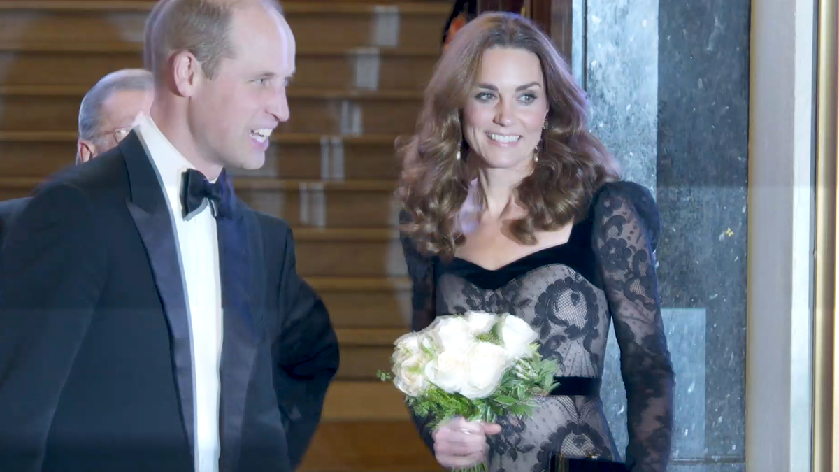 preview for Duca e Duchessa di Cambridge al Royal Variety Performance